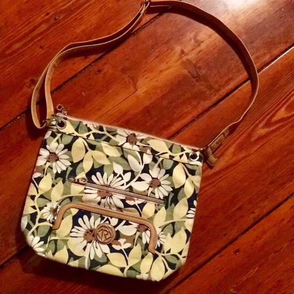 Relic Handbags - Relic canvas daisy crossbody bag